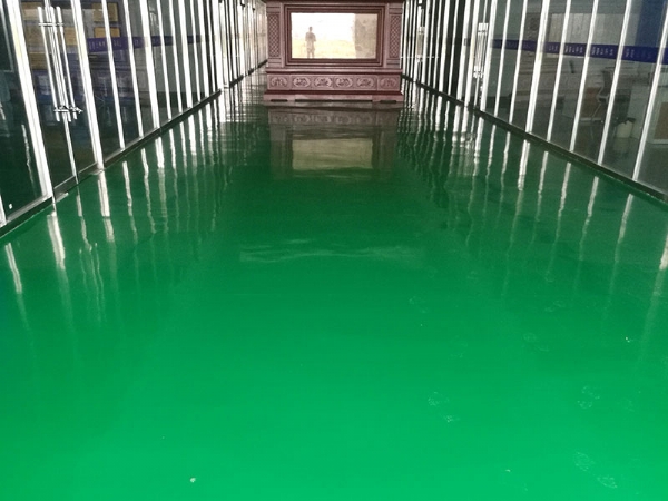 密封固化劑地坪和環(huán)氧地坪有什么不同？